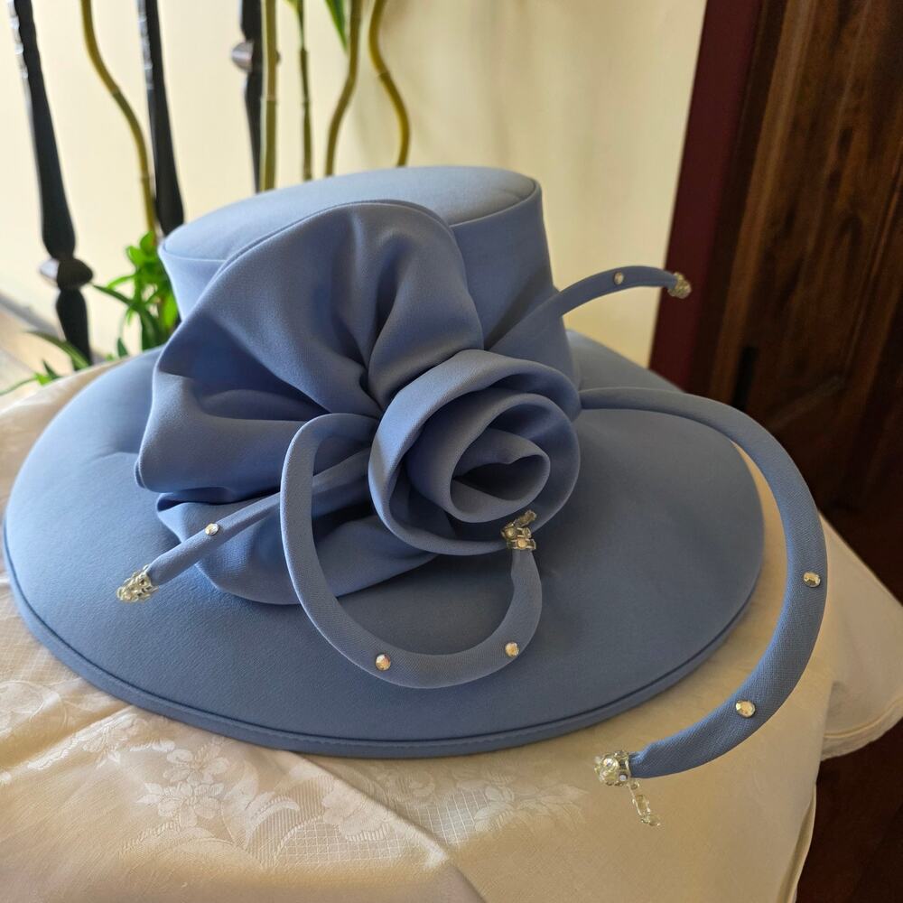 NWT Tania Belle AS IS baby blue‎ sun hat, rose accent and gem stone